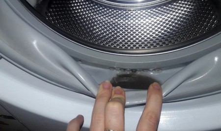Из стиральной машины течёт вода